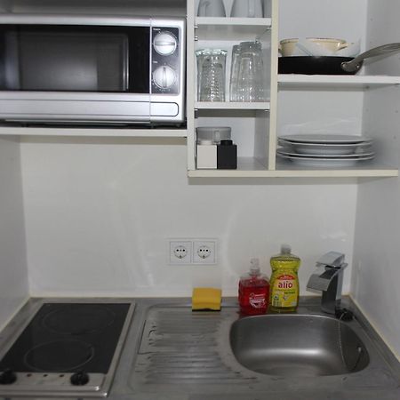 Kleine Wohnung Fuer Singles Daun Esterno foto